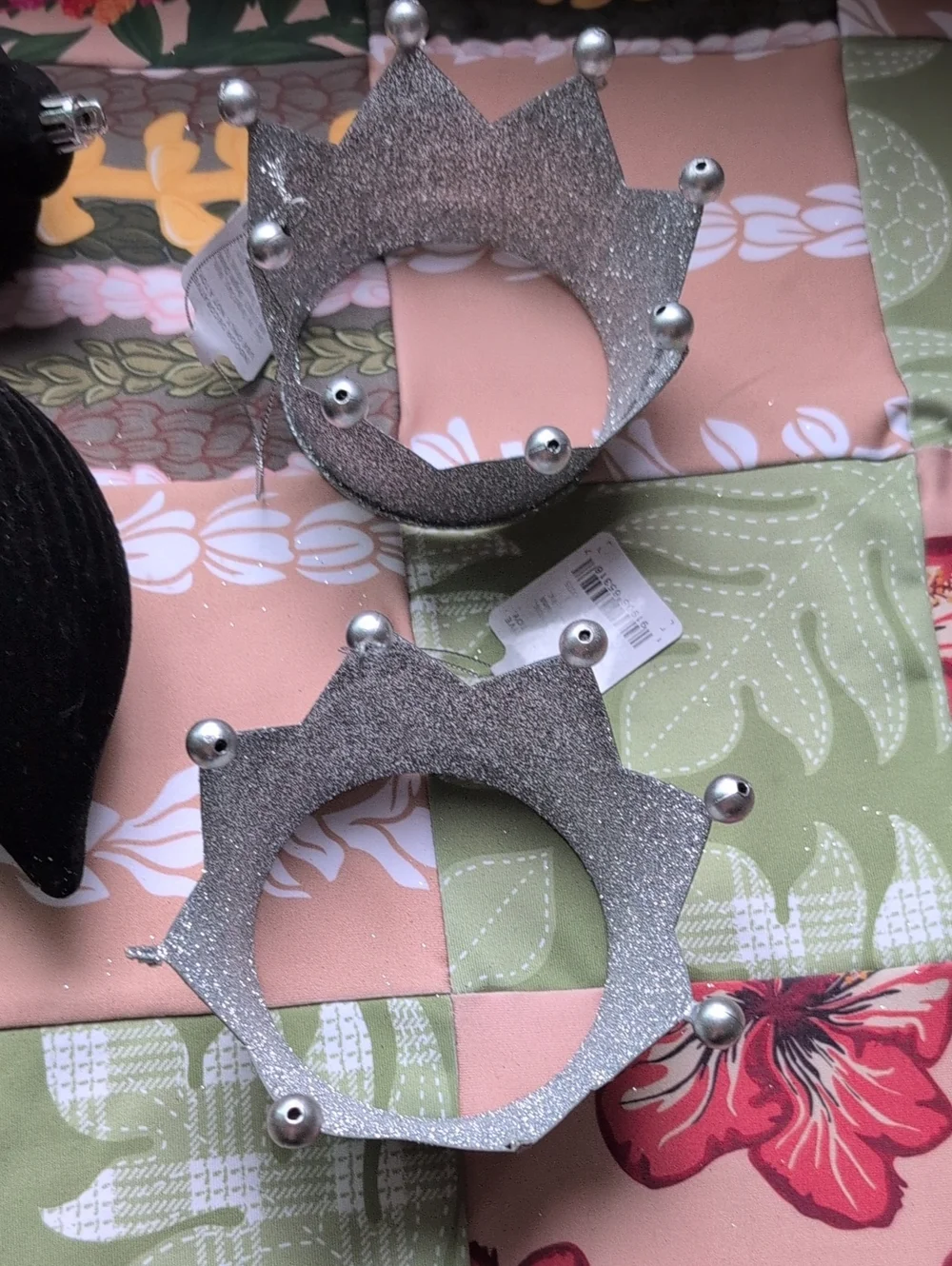 Glitter Crown Headbands & Black Velvet Christmas Ornaments Set